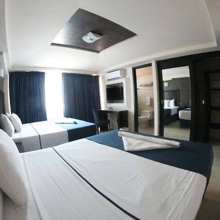 Hotel Portonovo Plaza Malecon Puerto Vallarta Ngoại thất bức ảnh