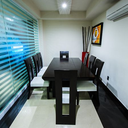 Hotel Portonovo Plaza Malecon Puerto Vallarta Ngoại thất bức ảnh