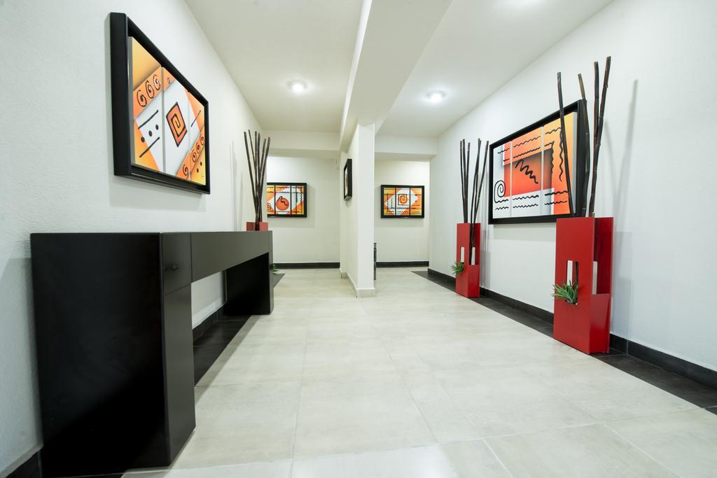 Hotel Portonovo Plaza Malecon Puerto Vallarta Ngoại thất bức ảnh