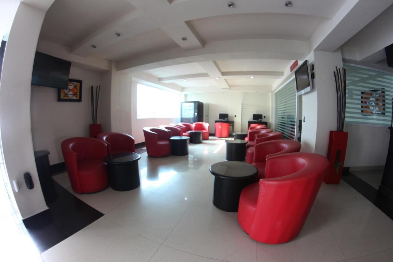 Hotel Portonovo Plaza Malecon Puerto Vallarta Ngoại thất bức ảnh